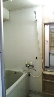 施工前 浴室.jpg